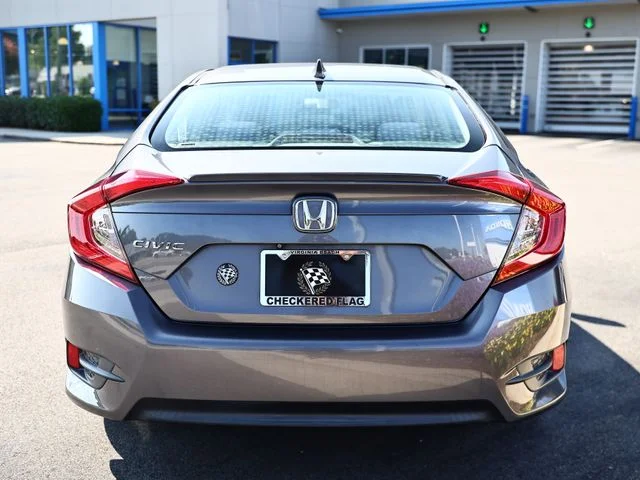 Used 2017 Modern Steel Metallic Honda EX-T image 9