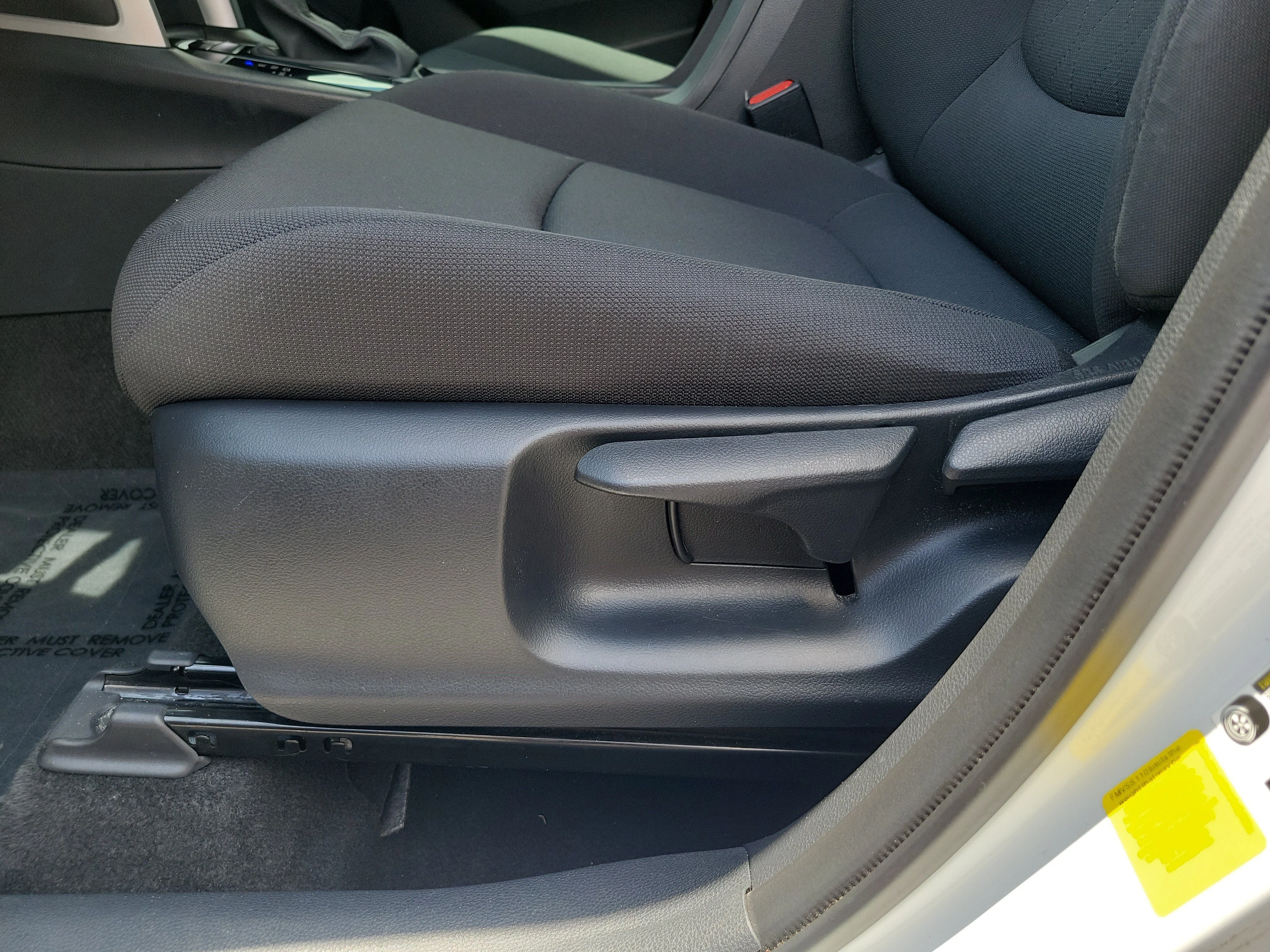 Used 2023 Wind Chill Pearl Toyota LE image 20