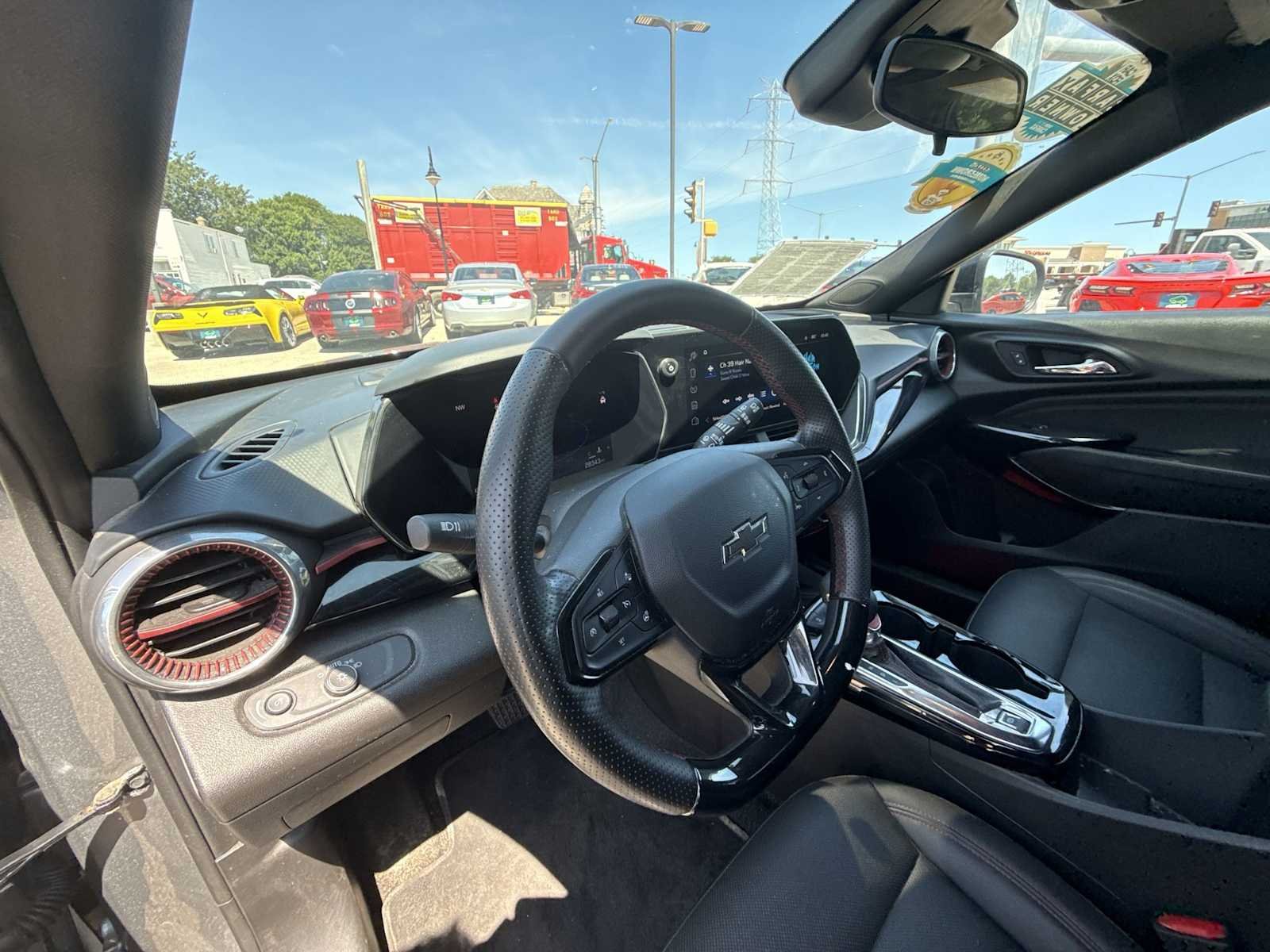 2024 Chevrolet Trax RS - Photo 10
