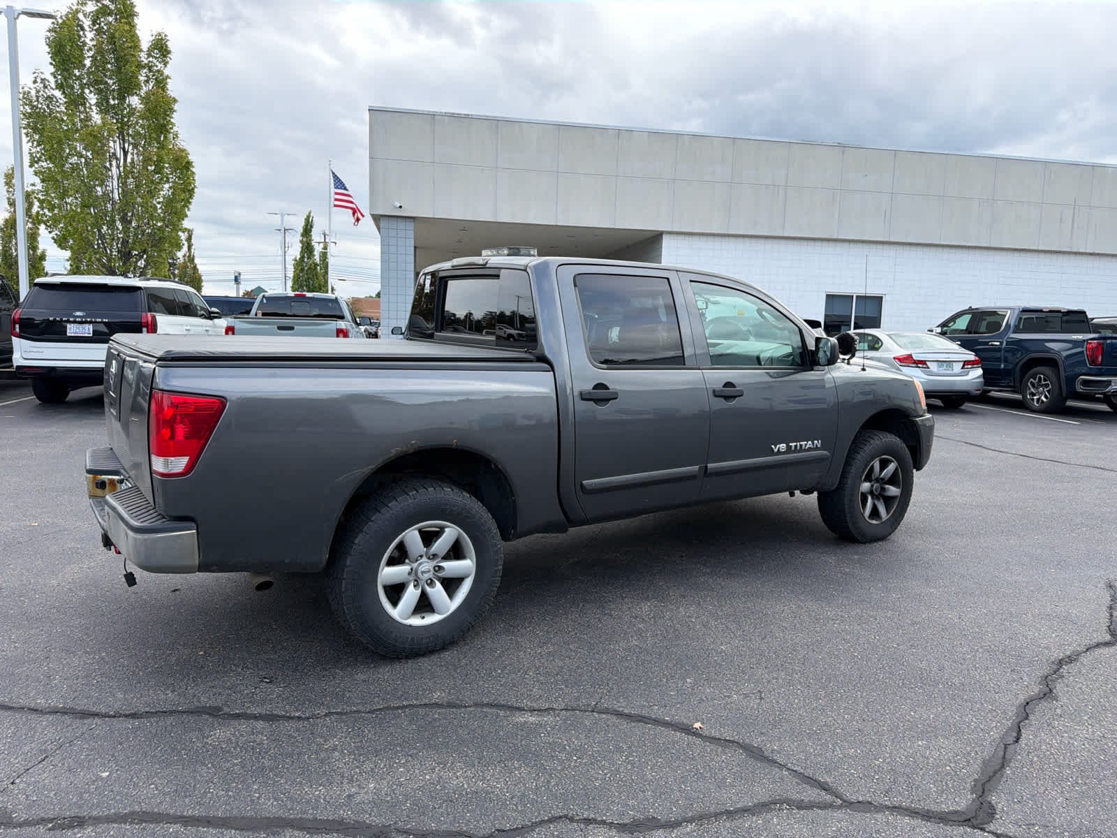 Used 2011 Smoke Nissan SV image 6