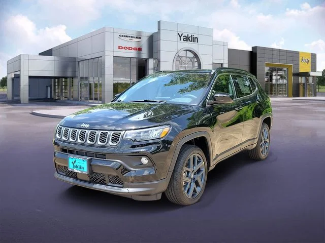 New 2026 Diamond Black Crystal Pearl-Coat Exterior Paint Jeep  image 2