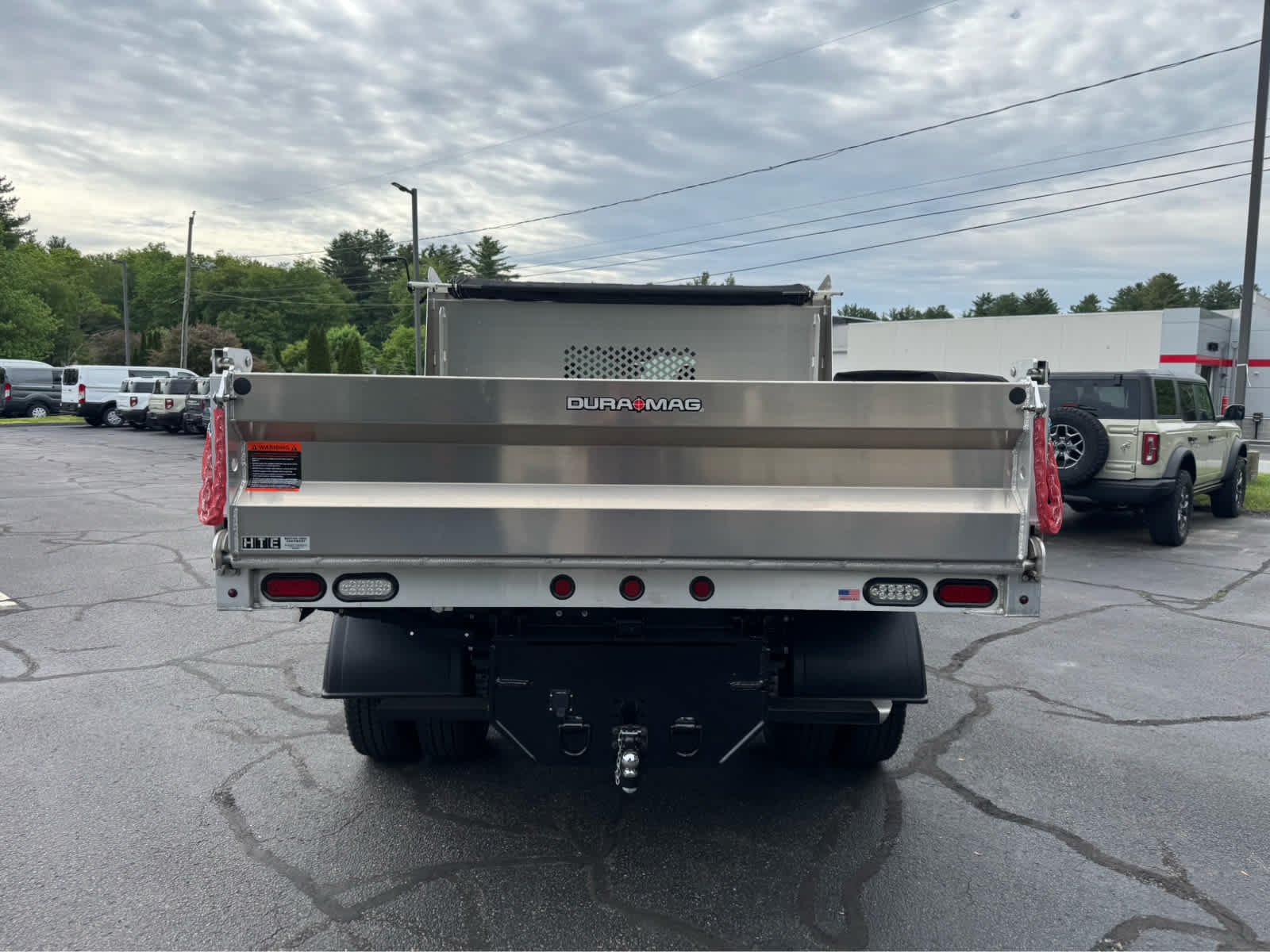 New 2026 Oxford White Ford XL image 5