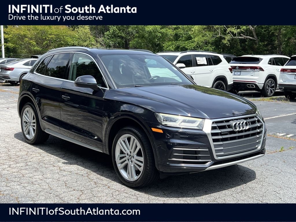 2018 Audi Q5 2.0T quattro S tronic Premium Plus's photo