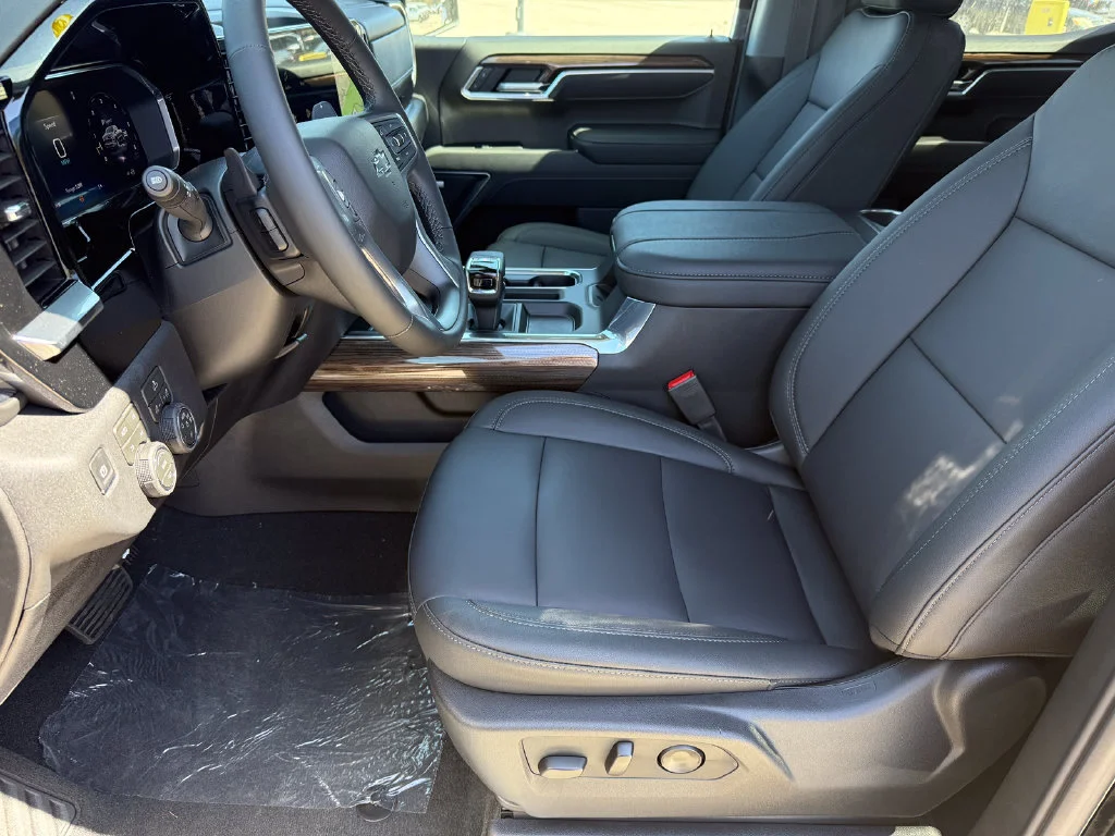 2026 Chevrolet Silverado 1500 RST - Photo 13