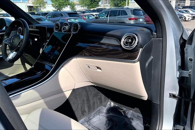 Used 2026 Silver Mercedes-Benz GLC 300 image 15