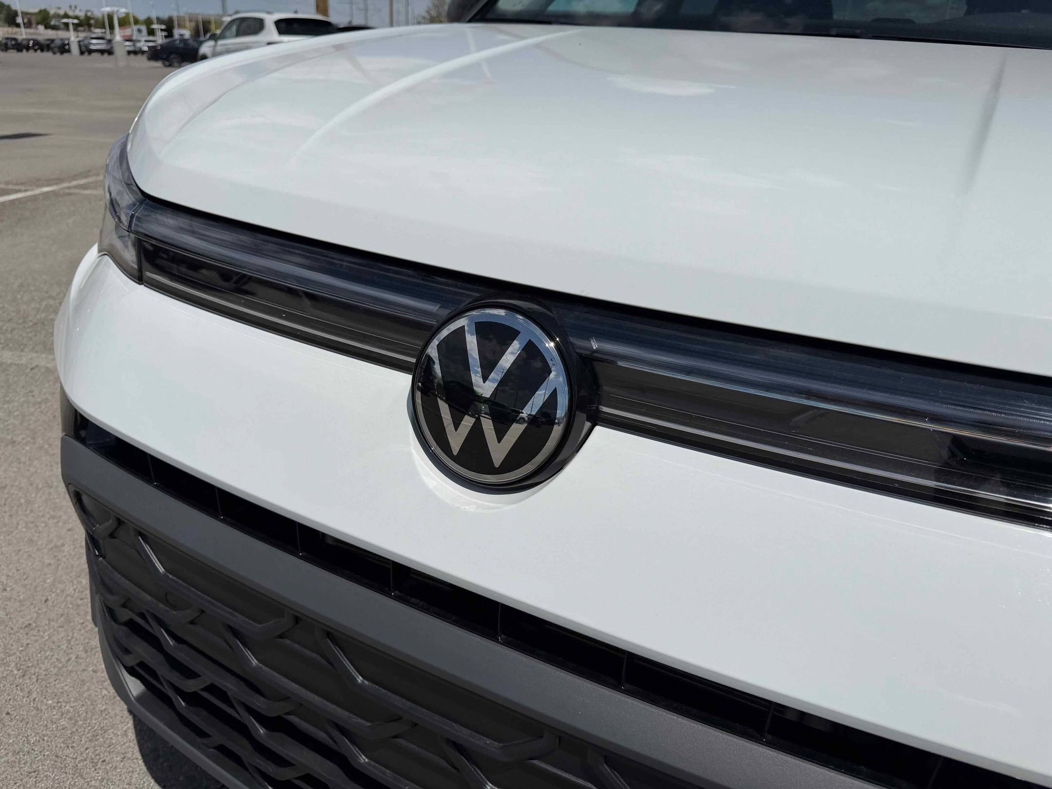 New 2026 Pure White Volkswagen SE Black image 12