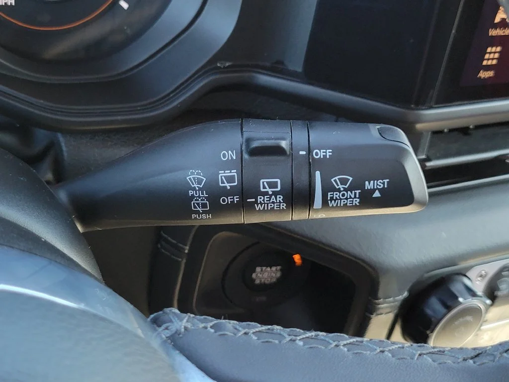 Used 2025 Red Jeep Sahara image 30