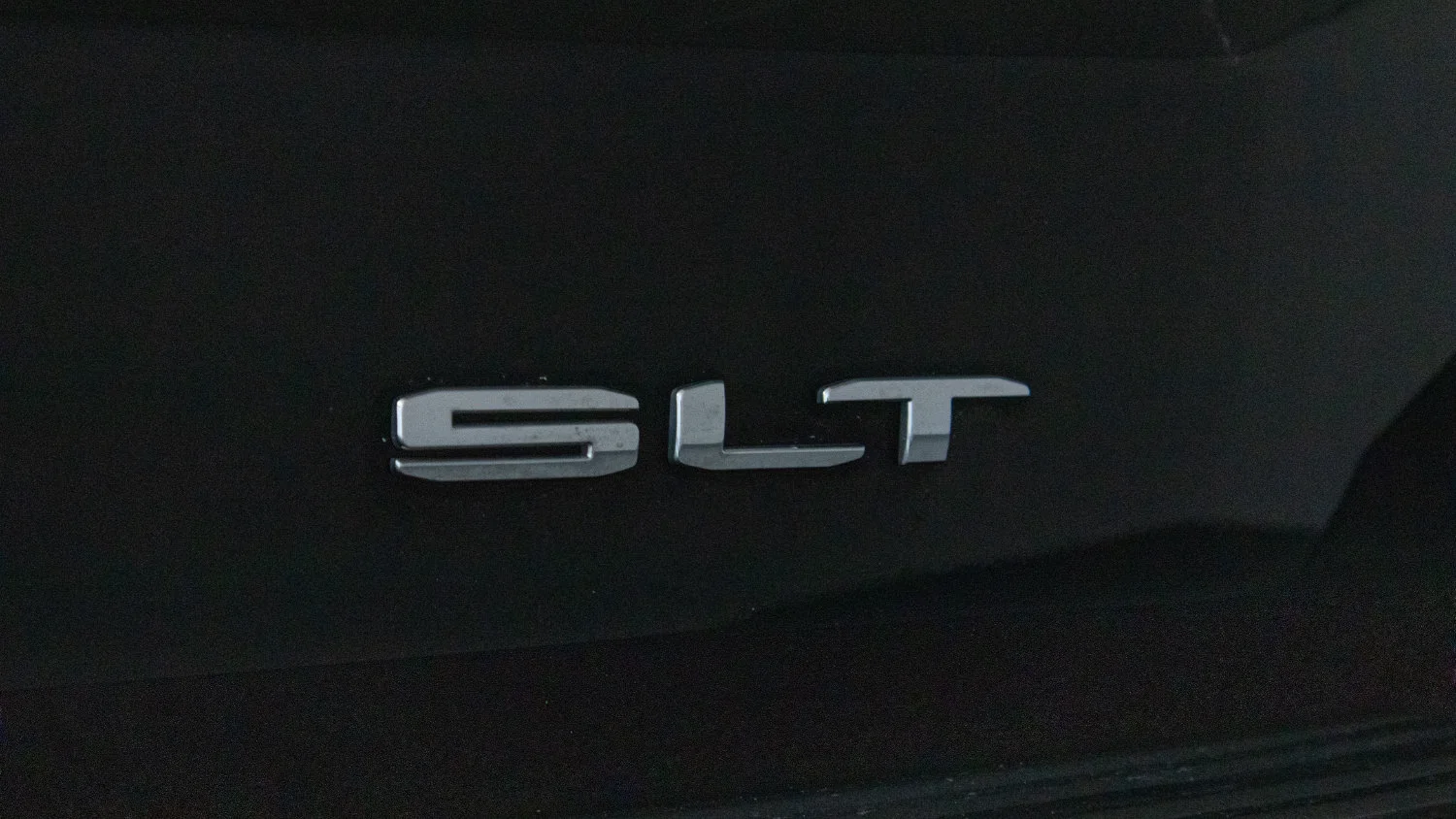 Certified Used 2021 ONYX BLACK GMC SLT image 33