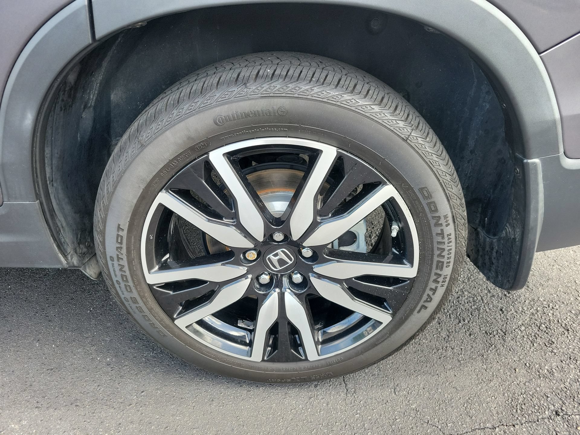 Used 2019 Gray Honda Elite image 34