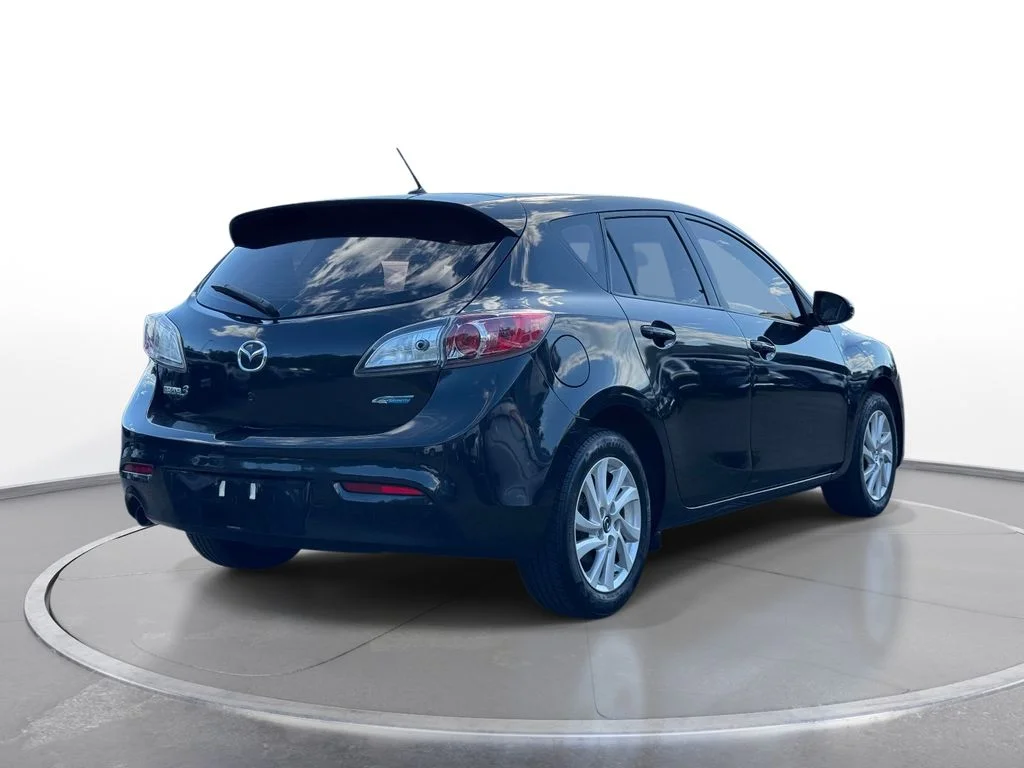 2013 Mazda MAZDA3 i Touring - Photo 9