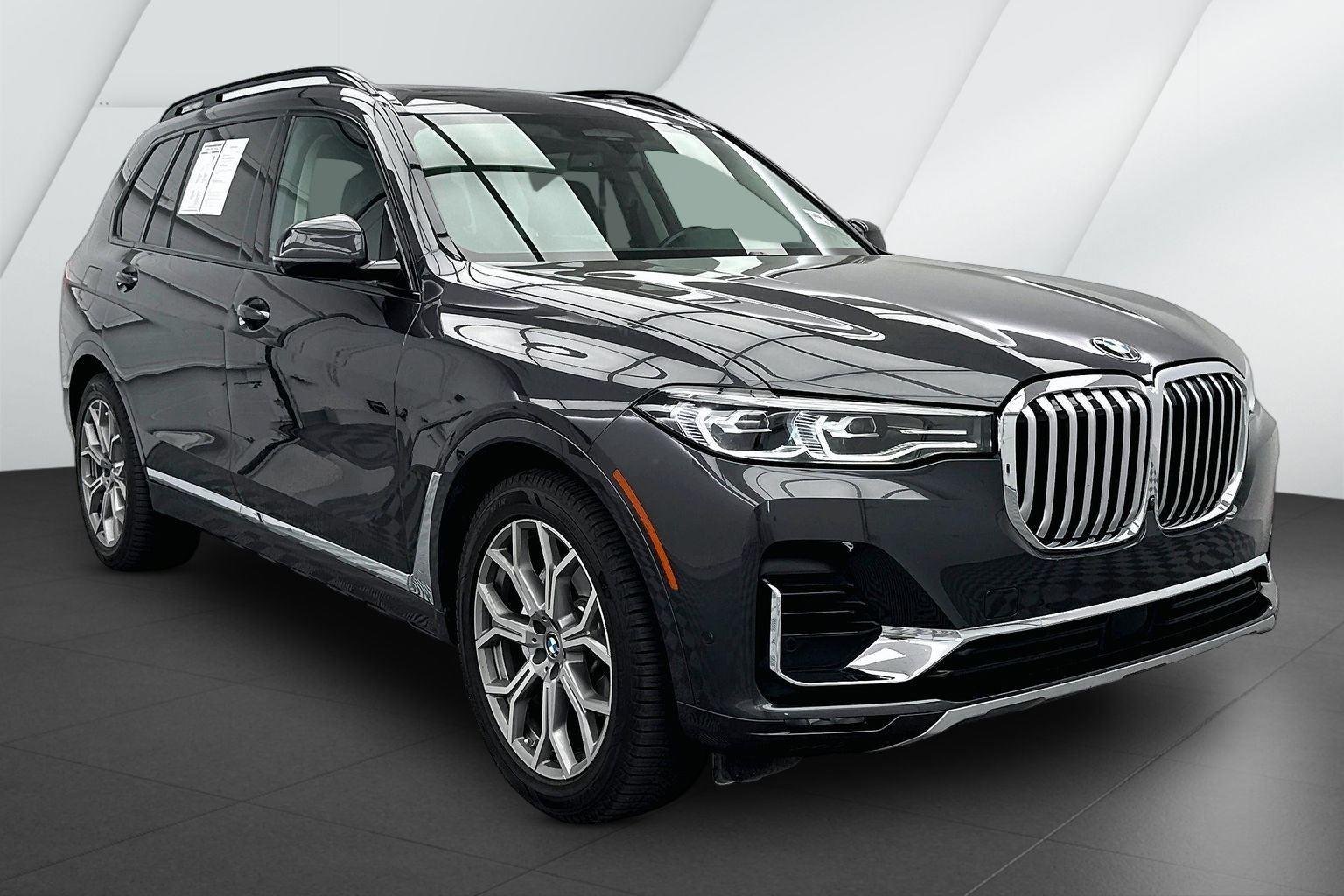 2021 BMW X7 xDrive40i's photo