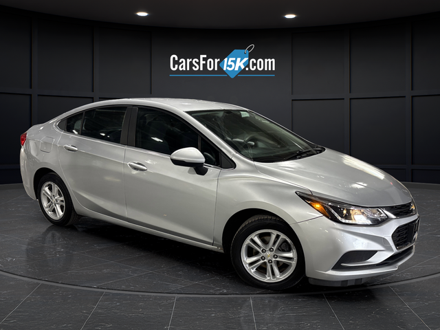 Pre-Owned 2017 Chevrolet Cruze LT FWD 4D Sedan