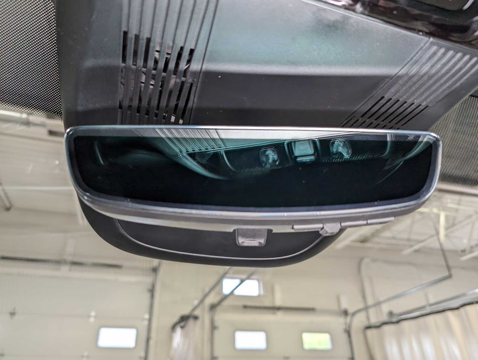 2026 Cadillac VISTIQ Luxury - Photo 32