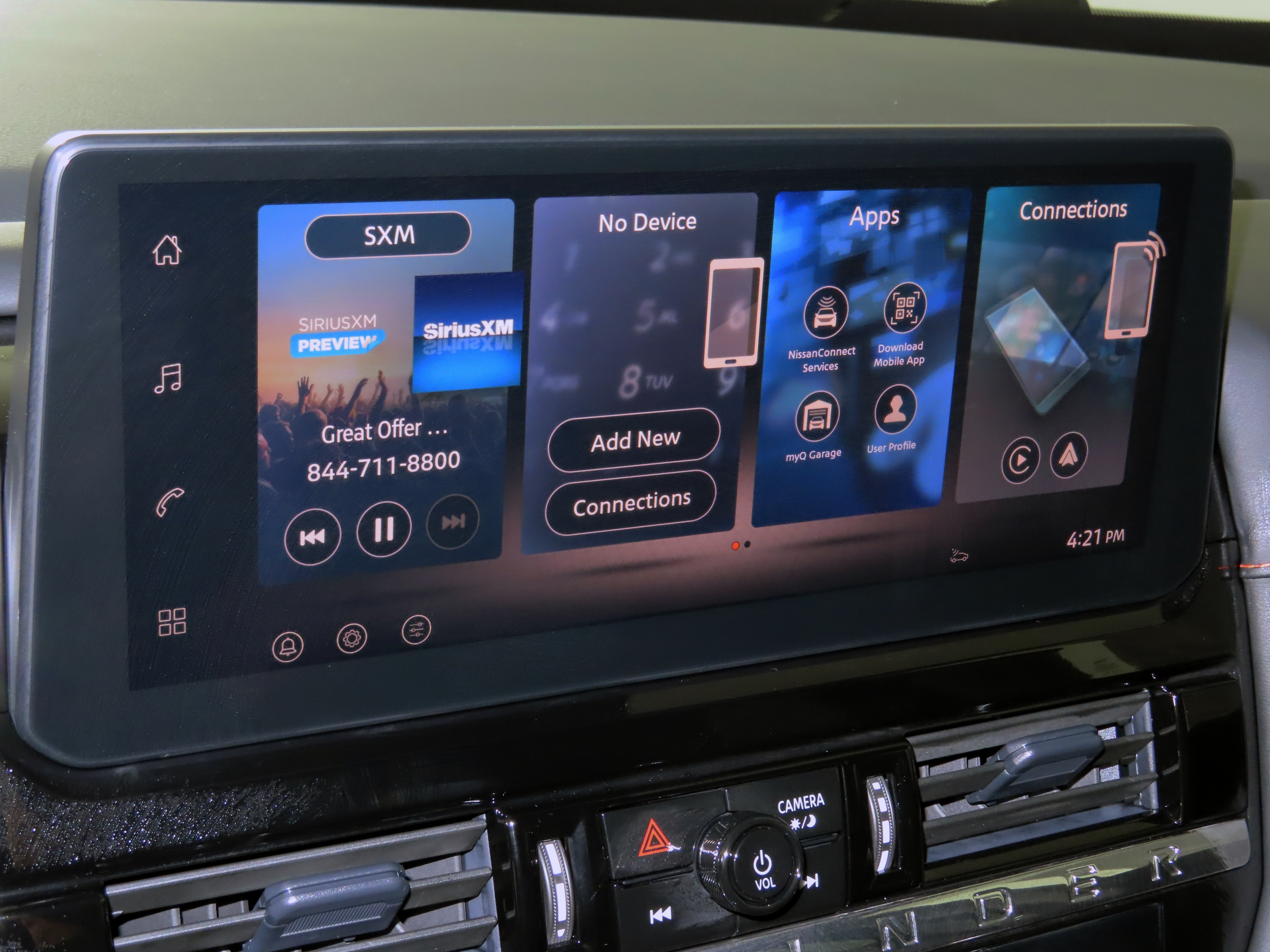 New 2026 Boulder Gray Pearl / Super Black Two-tone Nissan Rock Creek® image 16