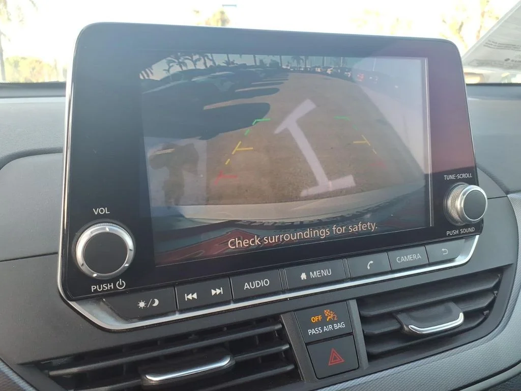 Certified Used 2023 Gray Nissan 2.5 SR image 27