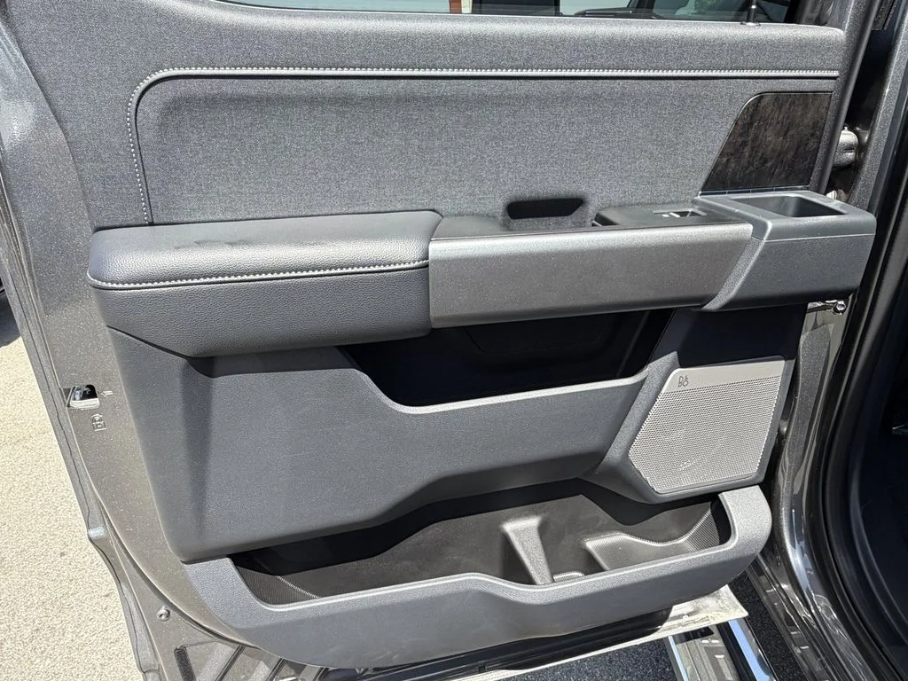 New 2026 Carbonized Gray Metallic Ford F-250® Lariat® image 20