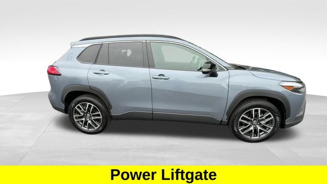 2026 Toyota Corolla Cross XLE - Photo 8