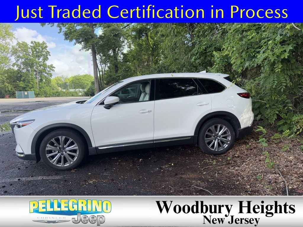 Certified Used 2023 White Mazda Signature image 2