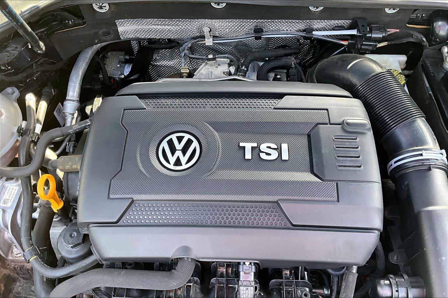 Used 2017 Night Blue Metallic Volkswagen S image 32