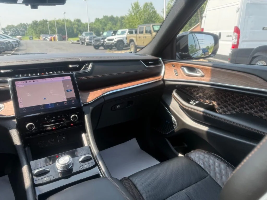 Certified Used 2023 Black Jeep Summit 4xe image 44