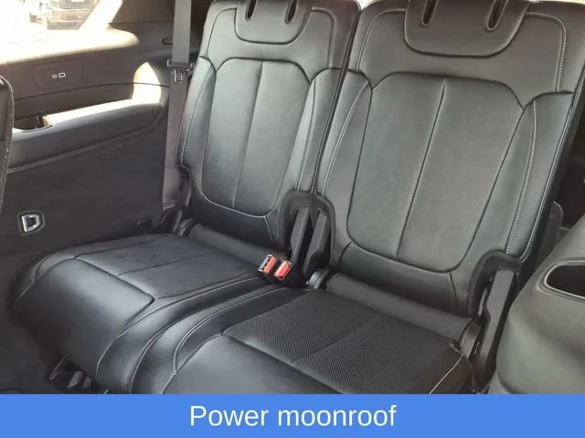 Used 2023 White Jeep Overland 4x4 image 23