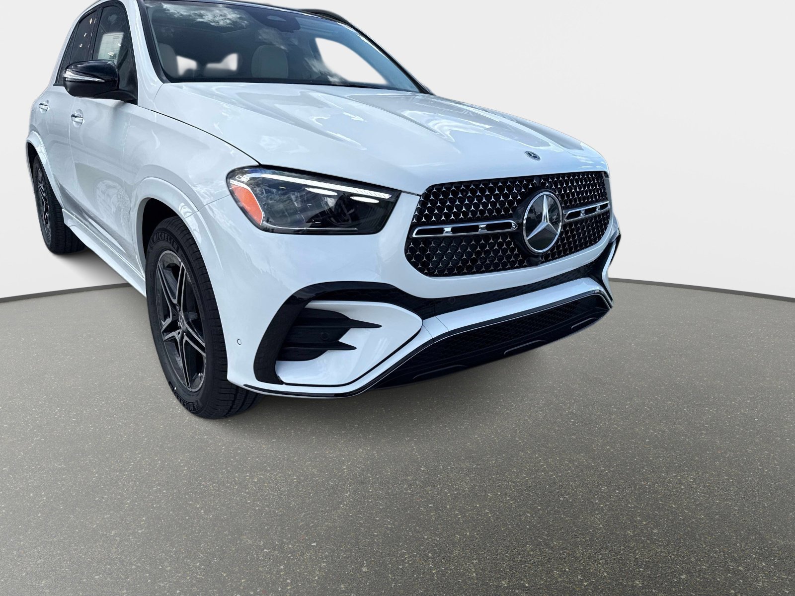 New 2026 Polar White Mercedes-Benz 350 4MATIC® SUV image 8