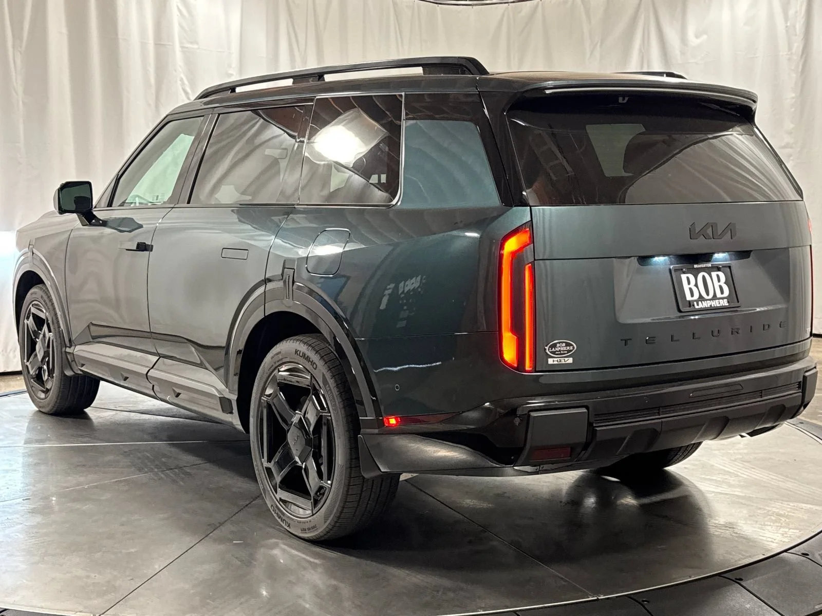 New 2027 Black Jade Green Kia X-Line SX Prestige image 9