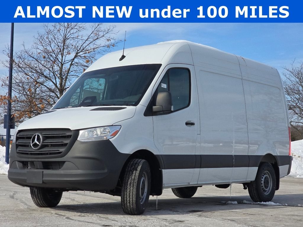Used 2025 Arctic White Mercedes-Benz Cargo 144 WB image 9