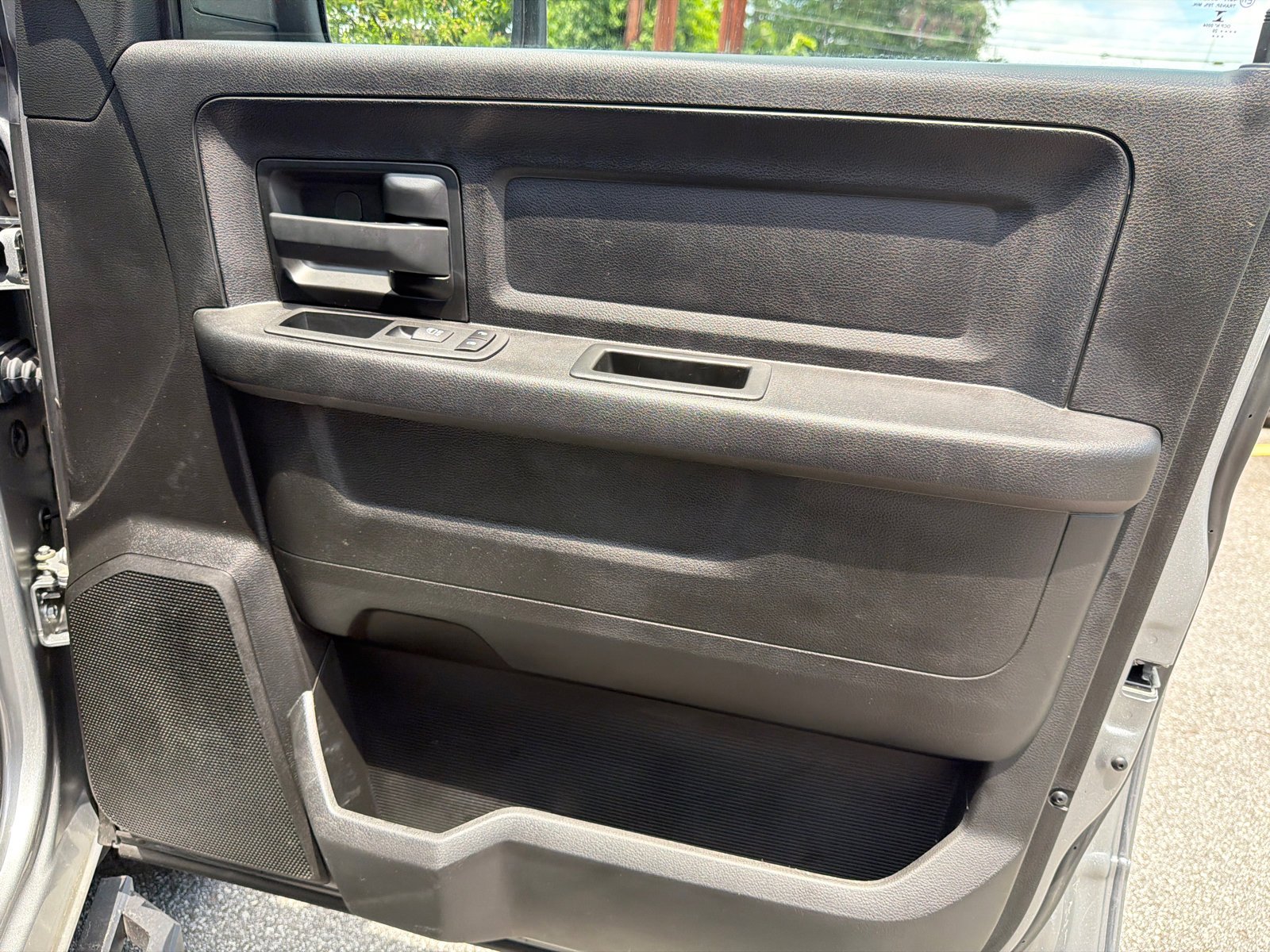Used 2020 Billet Silver Metallic Clearcoat Ram Tradesman image 15
