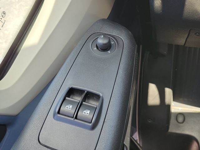 Used 2022  Ram Low Roof image 18