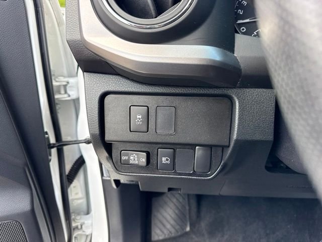 2022 Toyota Tacoma SR5 - Photo 27