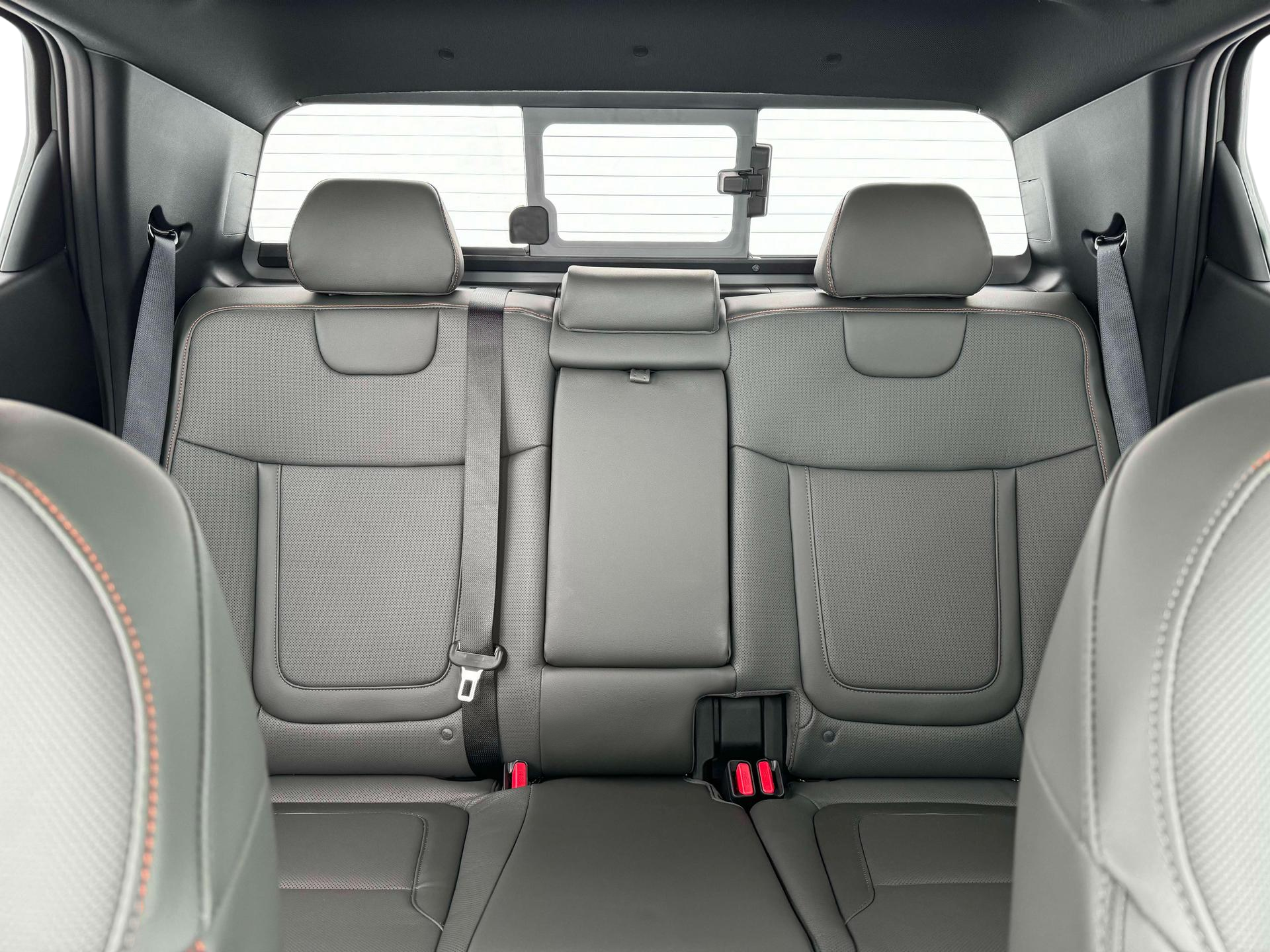 2025 Hyundai Santa Cruz Limited - Photo 16