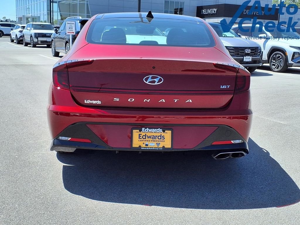 Used 2023 Red Hyundai SEL Plus image 5