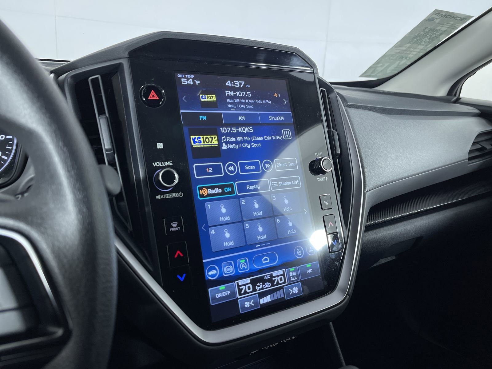 Used 2024 Crystal Black Silica Subaru Premium image 18