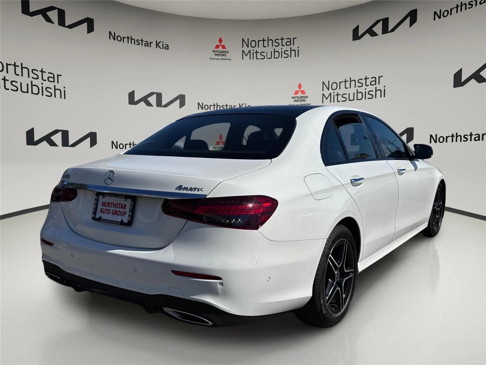 Used 2022 Polar White Mercedes-Benz E 350 image 4