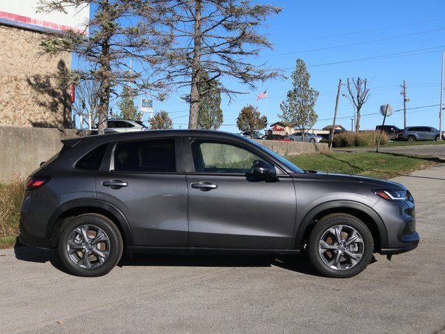 2026 Honda HR-V LX photo 4