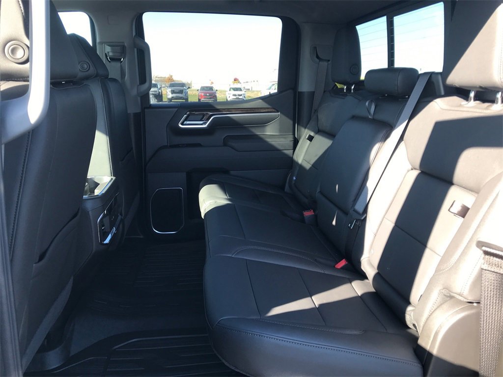 2026 GMC SIERRA - Image 30