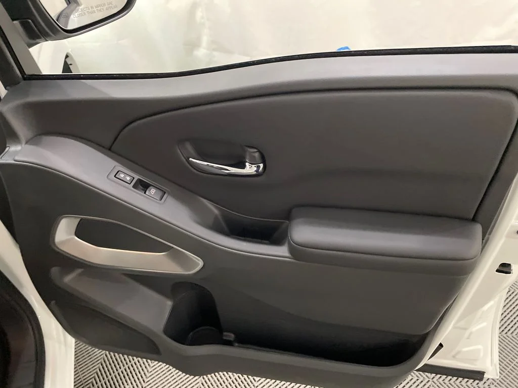 New 2026 Glacier White Nissan Crew Cab SV Long Bed image 23