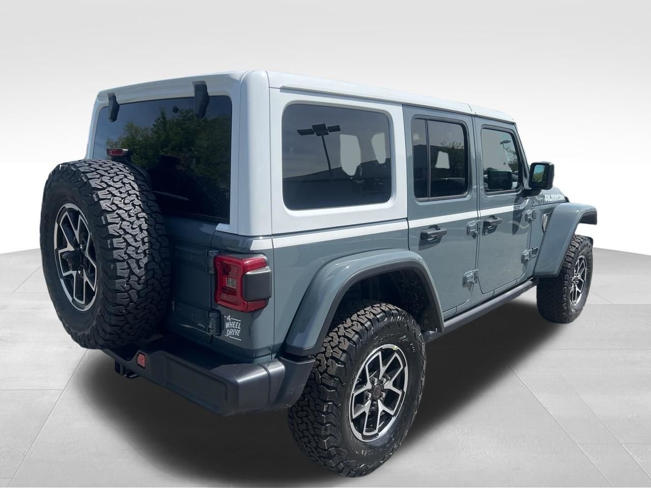 New 2026 Anvil Clear-Coat Exterior Paint Jeep Rubicon image 6