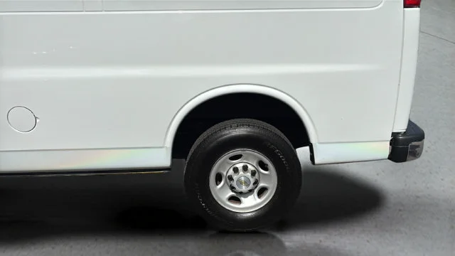 Used 2022 Summit White Chevrolet WT image 36
