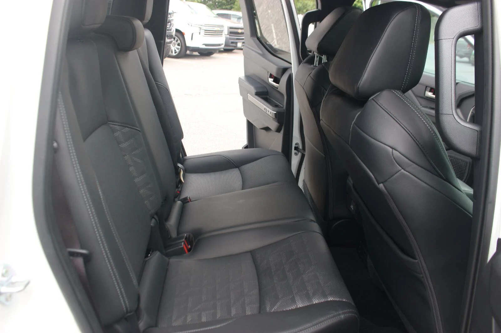 Used 2024 White Toyota SR5 image 41