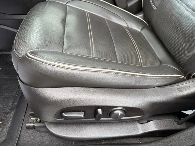 Used 2019 DARK SKY METALLIC GMC Denali image 34