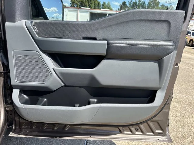 Used 2023 Gray Ford XLT image 35