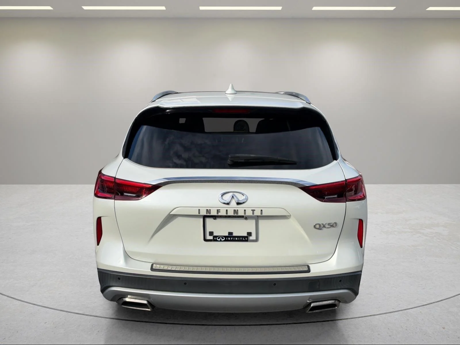 Used 2021 Majestic White INFINITI SENSORY image 4