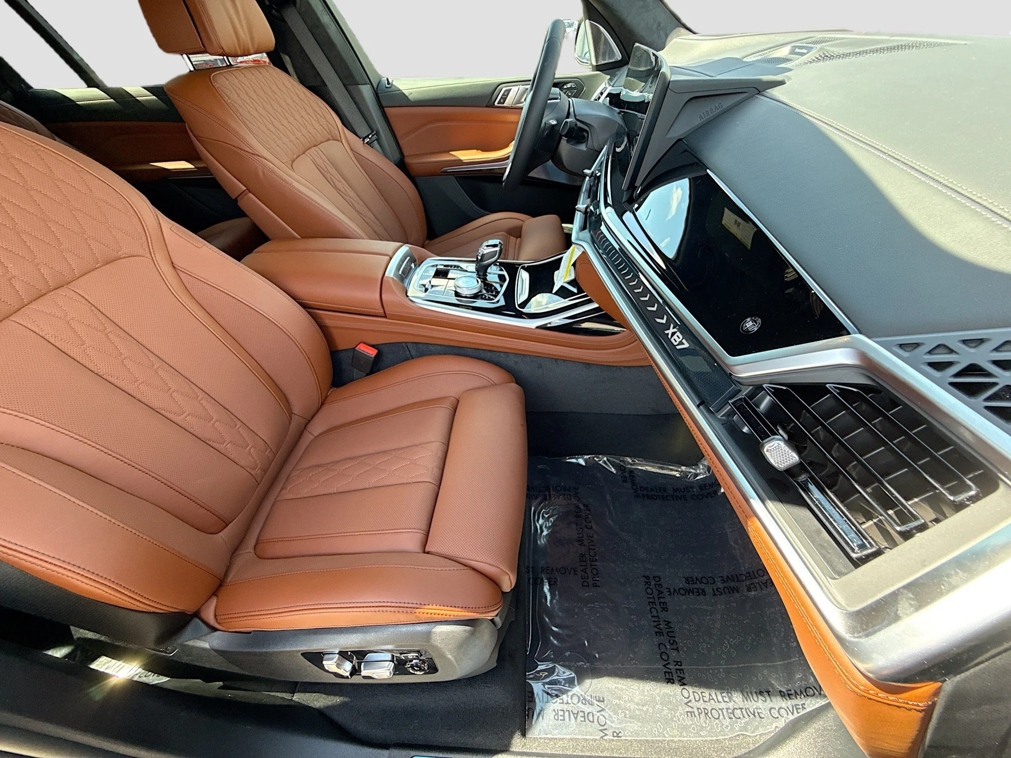 New 2026 Tanzanite Blue II Metallic BMW ALPINA XB7 image 17