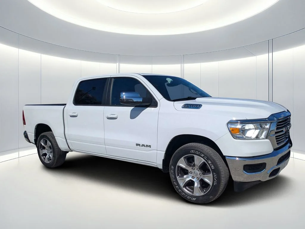 2024 RAM 1500 Laramie Crew Cab 5'7's photo