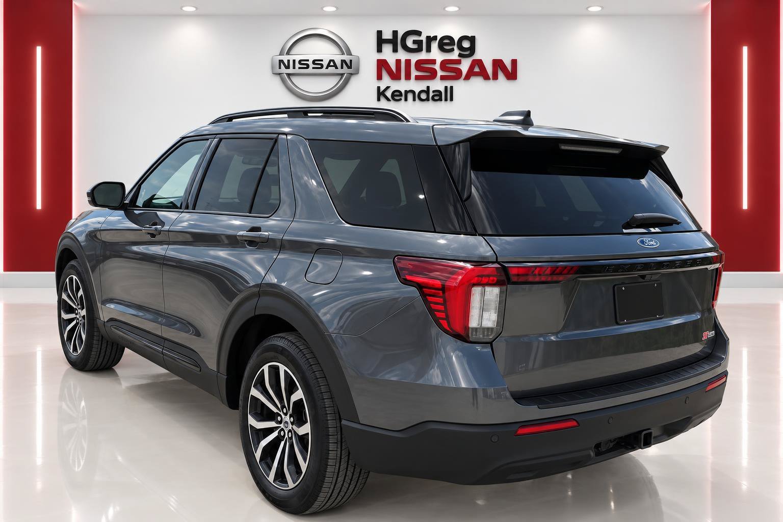 Used 2026 Gray Ford ST-Line image 2