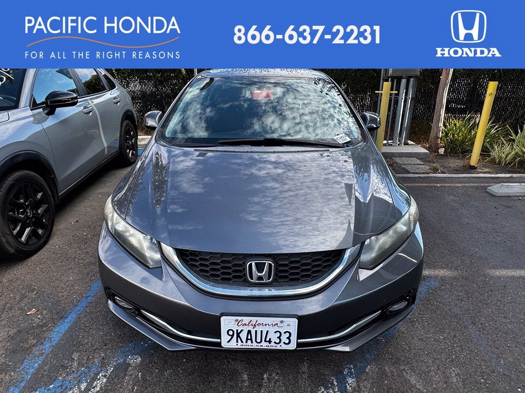 Used 2013  Honda LX image 1