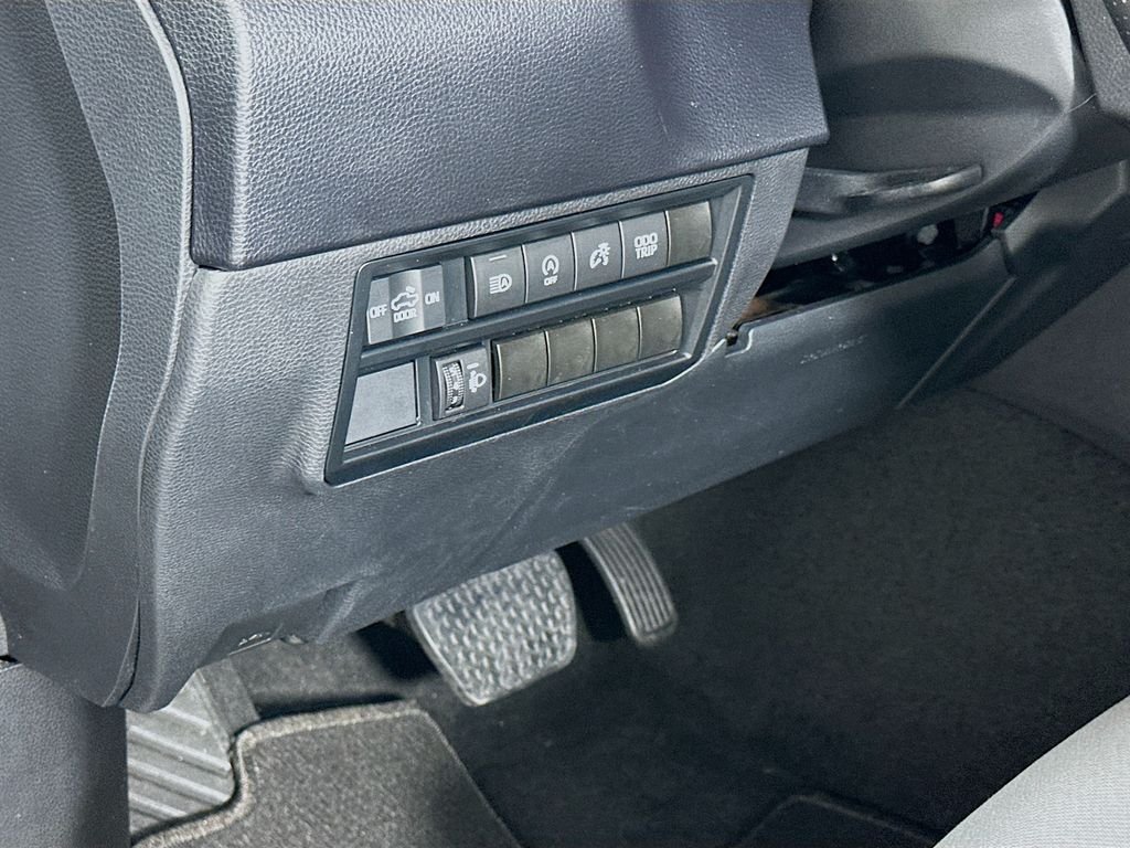 2024 Toyota Tundra SR5 - Photo 10