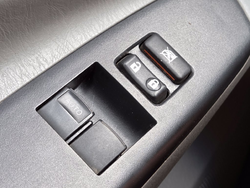 Used 2014 Gray Toyota PreRunner image 27